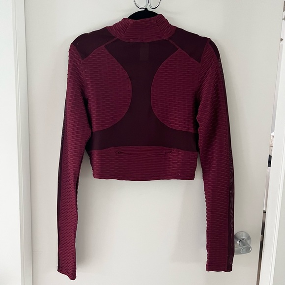 NWOT | Fashion Nova | Textured Crop Active Jacket | Small | Burgundy - Picture 11 of 12